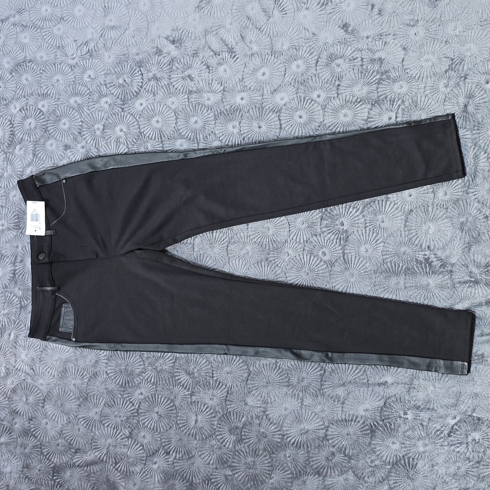 Guess Women's Black Faux-Leather Detailed Legging.